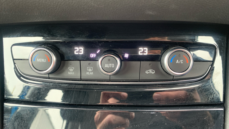 Vauxhall Grandland X 1.2 Turbo Sport Nav 5dr Petrol Hatchback